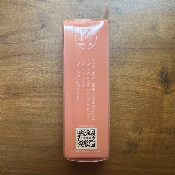 Kiss Press On Bare but Better Nails 💅🏽 - Picture 4 of 5